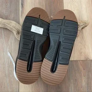 UGG | Shoes | Uggs Ugg Mens Olivert Snow Boot | Poshmark display picture 2